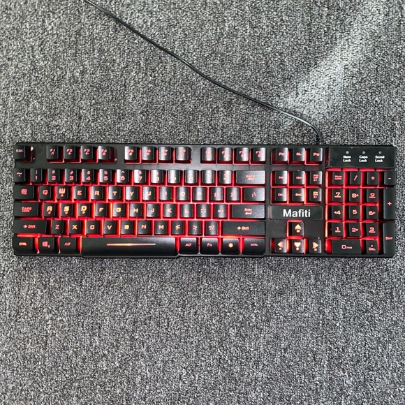 Computer Gaming Electronics Bundle - Keyboard, Mouse, and Headset All Included - Picture 7 of 8